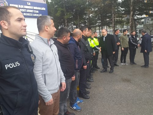 Kaymakam Adem Keleş Emniyet Personelinin Bayramını Kutladı